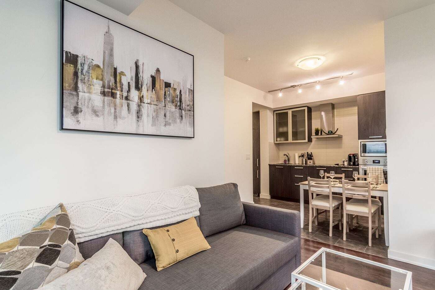 Aoc Suites - Two Bedroom Condo - City/Cn Tower View Торонто Екстериор снимка