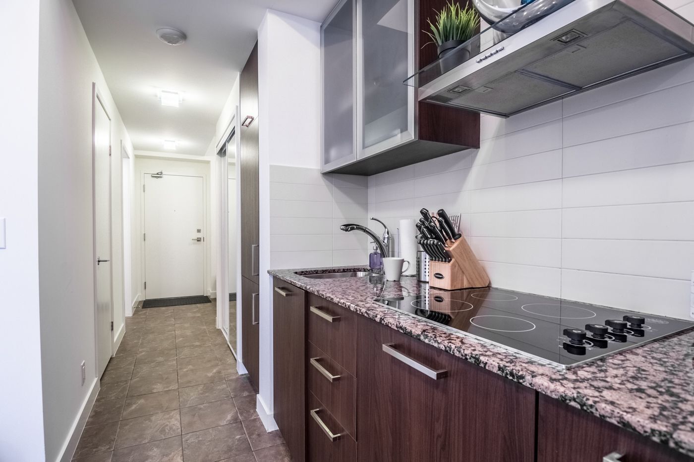 Aoc Suites - Two Bedroom Condo - City/Cn Tower View Торонто Екстериор снимка