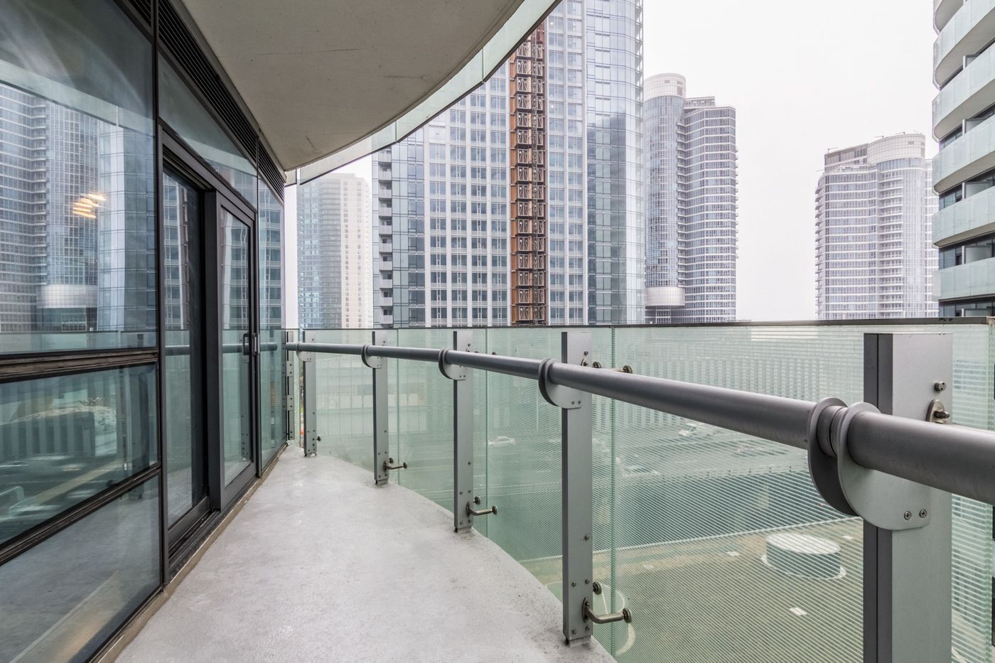 Aoc Suites - Two Bedroom Condo - City/Cn Tower View Торонто Екстериор снимка